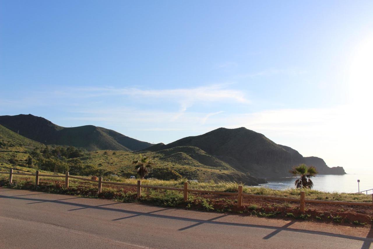 Apartamento De 3 Dormitorios A 60 M De La Playa En La Isleta, Cabo De Gata La Isleta del Moro Exterior foto